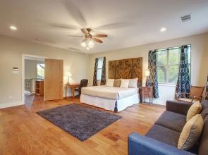 5002 Lynnwood St Duplex Unit A