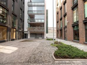 2ndhomes Stylish 1BR Apt w Sauna&Balcony