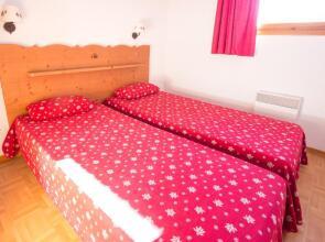 Les Gentianes by Actisource