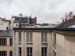 Temple - Le Marais Apartment