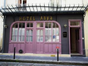 Anya Hotel
