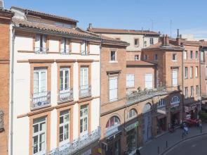 Le Capitole by Cocoonr