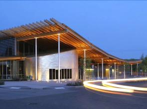 Ballard Northwesterner - Three Bedroom Townhome with Balcony