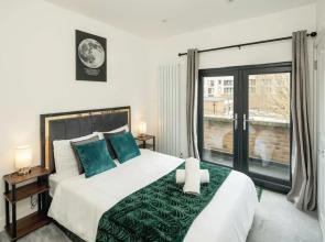 Superb 3bedroom House in Greenwich With Parking