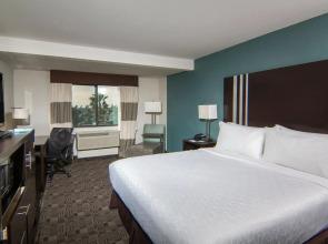 Quality Inn & Suites North- Legoland Area