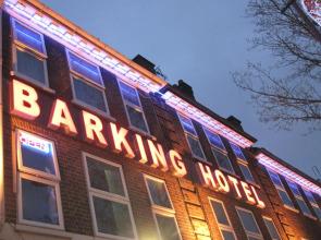 Barking Hotel