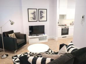 Clarendon Shaftesbury Mansions