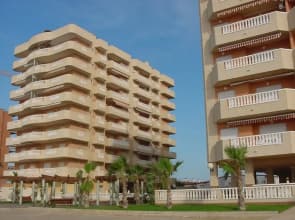 Isla Grosa Apts