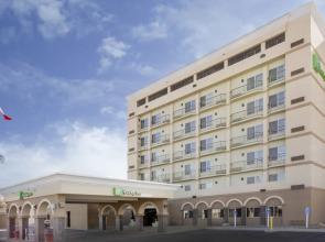 Holiday Inn Minot (Riverside)