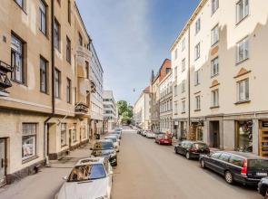 Helsinki South Central Apartments