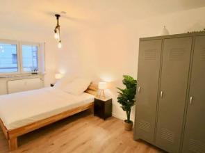 Fantastische Moderne und Zentrale Wohnung mit Balkon