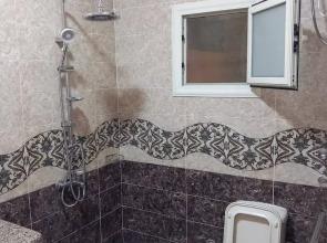 3-bed 2-bath Sleeps 7 With Free Parking