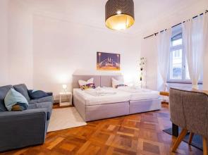 StayInn "Heart of the City" Suite