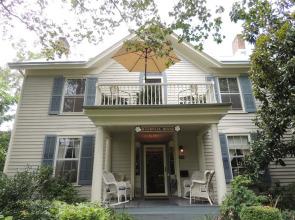 1868 Magnolia House Inn