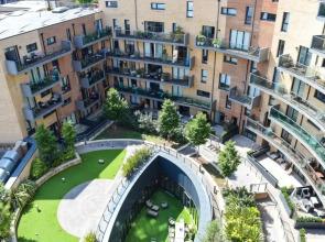 2 Bedroom Penthouse In Trendy Bermondsey