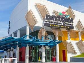 Super 8 by Wyndham Daytona Beach