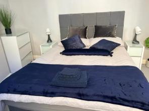 1988 Homes Greenwich