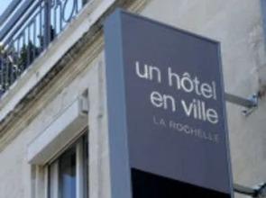 Un Hôtel en Ville