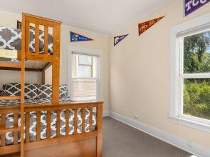 Seattle Vacation Home: The Campus