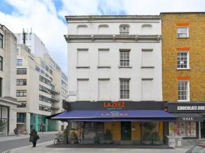 Central Top Floor Studio Flat by Oxford Street