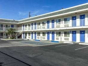 Motel 6 Phoenix Airport