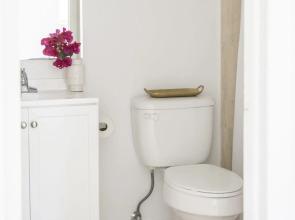 Playful 2BR in Miami River Inn by Sonder