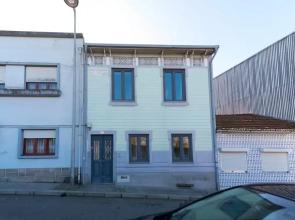 3BR D.Luis Bridge House & Terrace by GuestReady