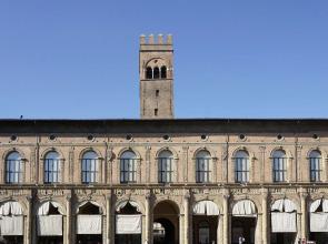 Casa Isolani Piazza Maggiore