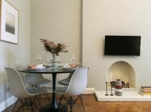 Chic 1 Bedroom Apartment in Bloomsbury