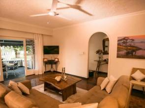 A Wonderful 5 Bedroomed 4 Bathroom Villa With Swimming Pool gym Garden of the Highest Quality - 2215