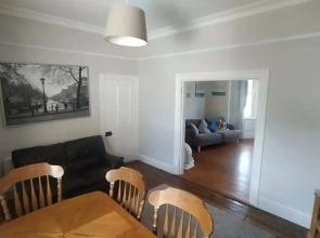 Spacious 4 Bedroom Home in Drumcondra