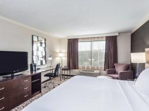 Crowne Plaza Danbury