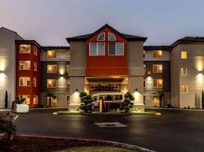 TownePlace Suites by Marriott Portland Airport