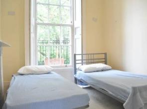 Elegant 2 Bedroom Apartment in Canonbury