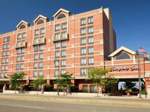 Hampton Inn by Hilton Boston/Cambridge