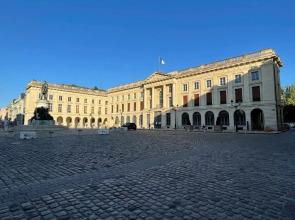 Reims Proche Hyper-centre 6 couchages Rénové