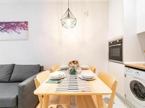 EdSam Madrid Apartments White