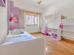 Lisbon Place & Beyond