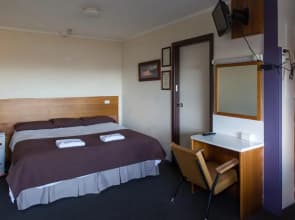 Snowy Valley - Hostel