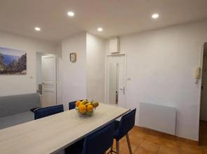 T2 Panier Vieux-Port Vue Notre Dame De La Garde