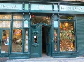 Bohemia Antique Apartment