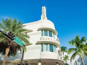 Essex House By Clevelander