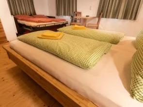 Camping & Pension Au an der Donau