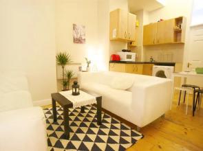 Short Let Direct - Blessington Street D1