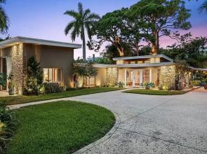 Wilton Manors Stunning Gated Oasis