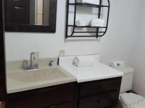 Seaside Hotel & Victor's RV Park