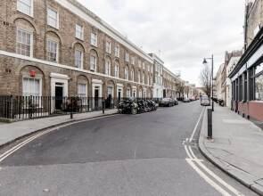 OYO Kings Cross Apartment