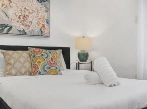 Spacious 3BR House with Private Pool