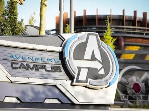 Disney's Hotel New York - The Art of Marvel