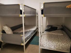 "room in Guest Room - Caparica Poshtel An Luxury Hostel"